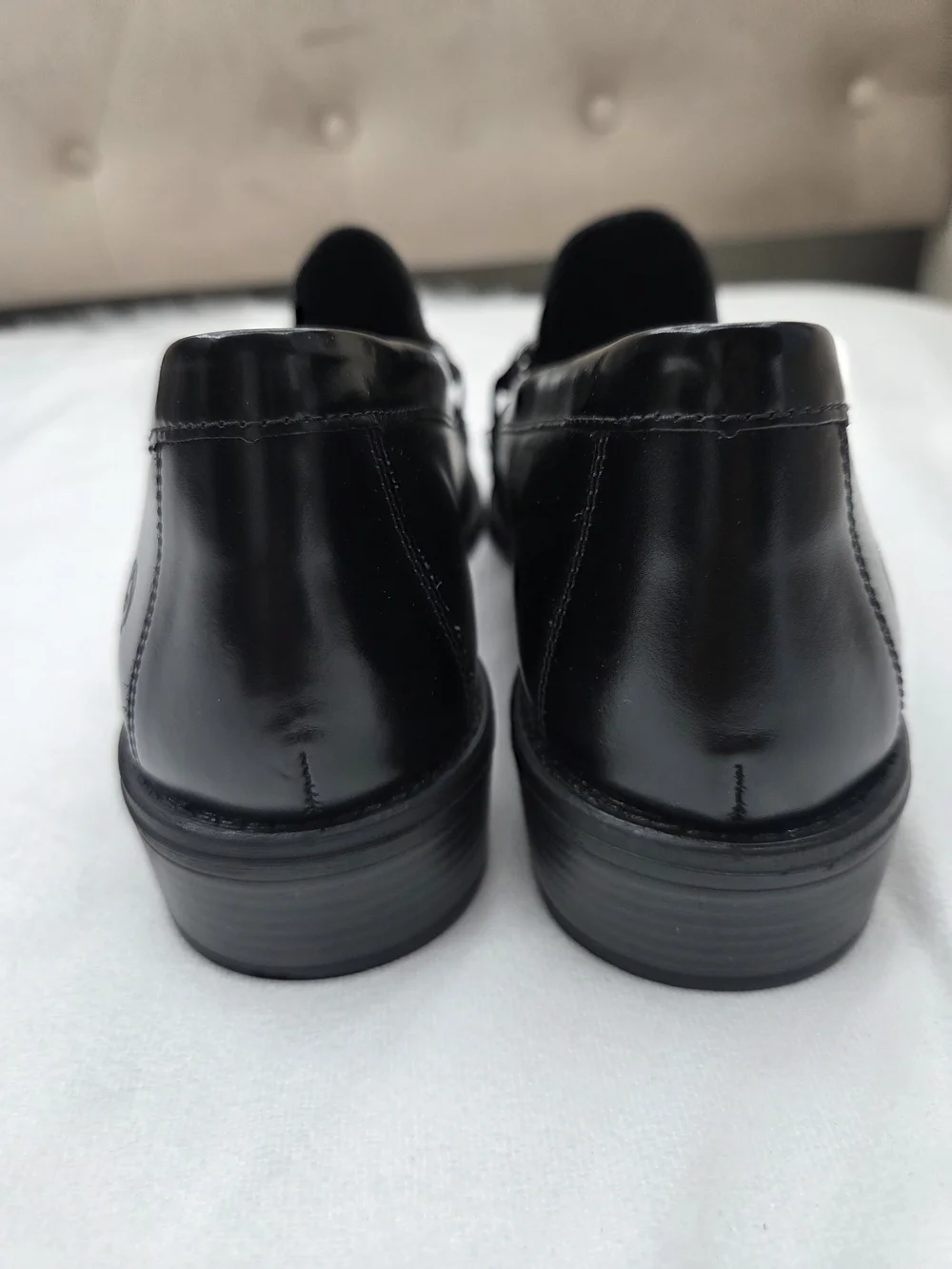 Remonte Women’s Black Leather Chain Loafers EU 41 Slip On Shoes